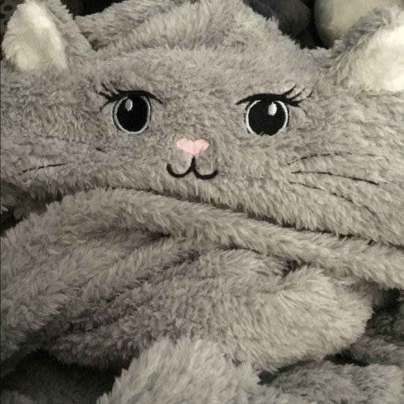 Modcloth Pillow Talk Fluffy Gray Cat Robe - Picture 4 of 7